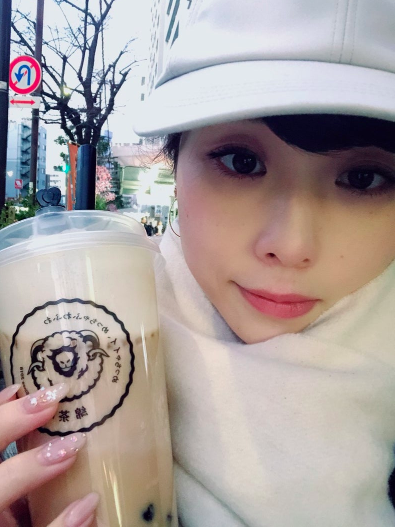 タピオカと松雪彩花