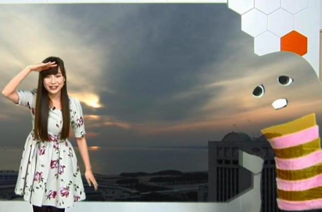 松雪彩花と透明になったガチャピン