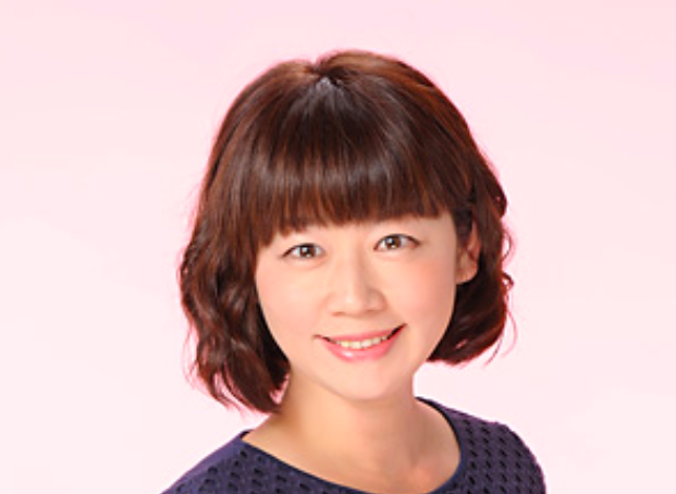 秋吉英美は結婚してる！夫はどんな人？現在の活動は？プロフィールや経歴も調査！