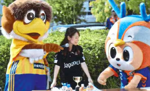 V・ファーレン長崎のスタッフとして働く福田琴絵