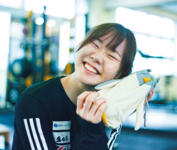 吉田雪乃は結婚してる？旦那や彼氏はいる？父・母・兄など家族や学歴・身長も調査！