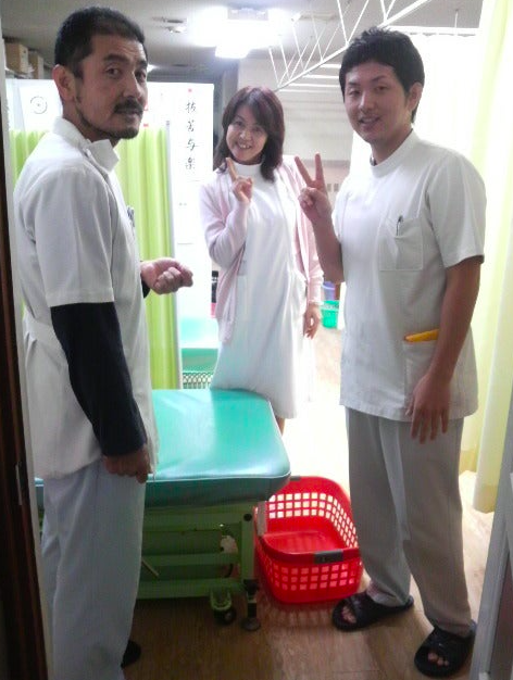 近藤夏子の父親と母親と兄（左から）