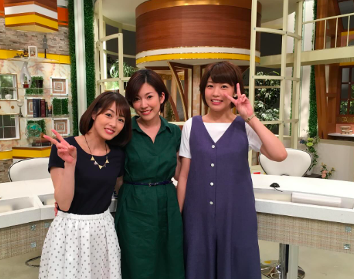 （左から）高橋春花と西野志海と室岡里美