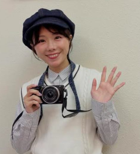 井上千沙の左手薬指に指輪はみられない