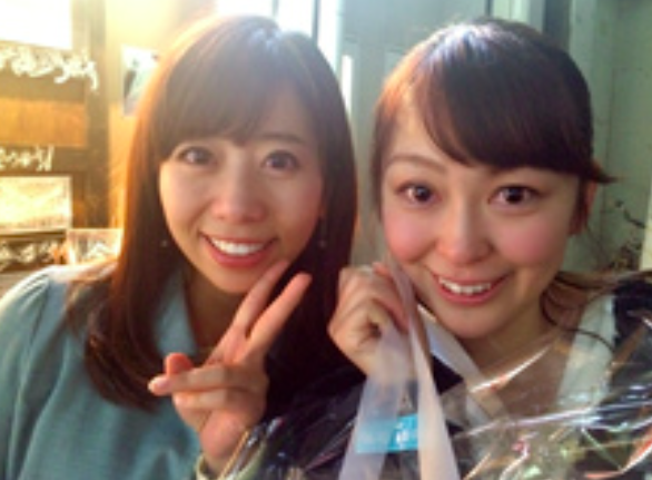 江口アミ（左）と川部絢子（右）