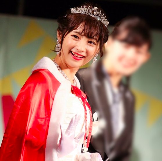 ミスコンでグランプリを獲得した日高優希