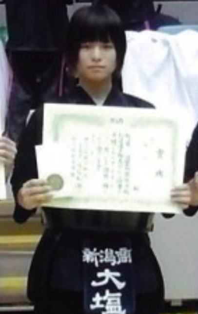 大塩綾子の高校時代