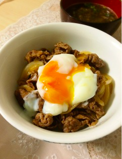 飯田菜奈が自炊した料理（牛丼）