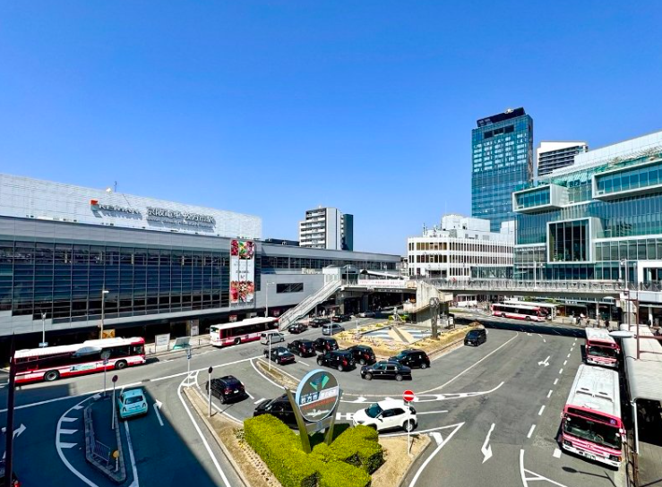 枚方市駅の駅前