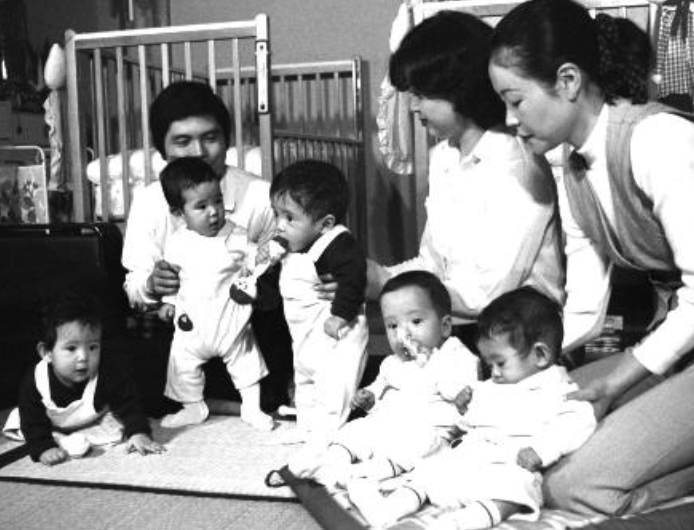 山下家の五つ子