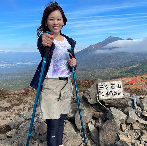 登山をする上釜美憂