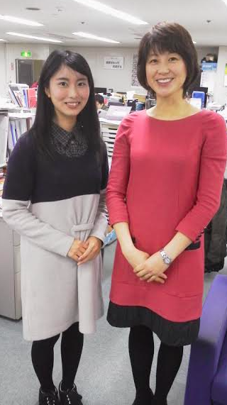 「ひろしまお天気美人」キャスター時代の木村那津美（右）