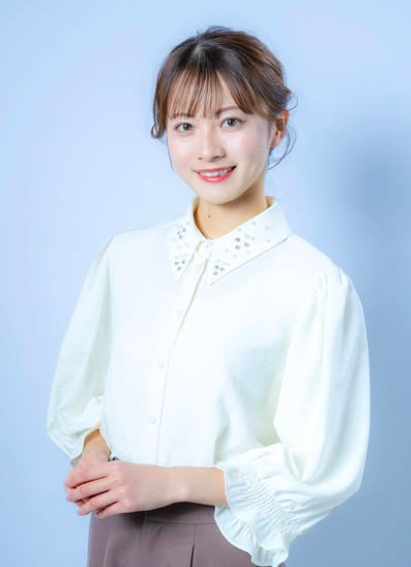 中塚美緒の左手薬指に指輪はない