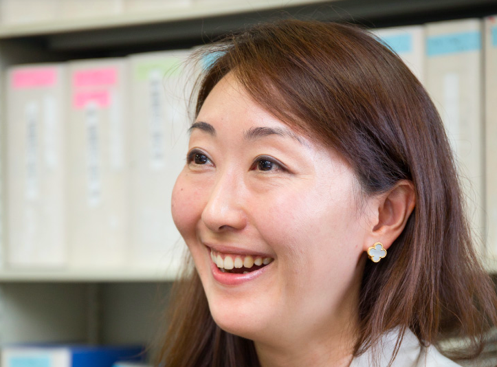 菅原薫は結婚してる？旦那（夫）はいる？身長は何センチ？年齢や学歴に若い頃も調査！