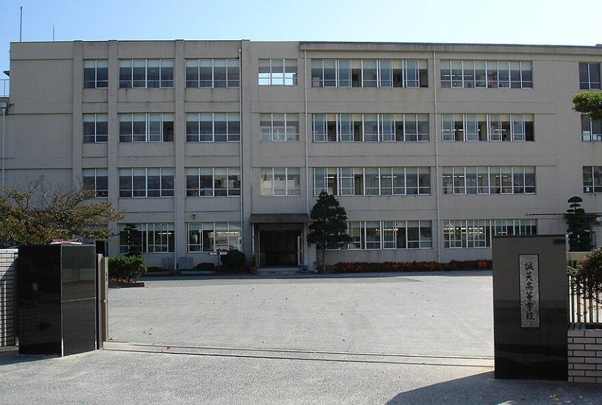 誠英高等学校