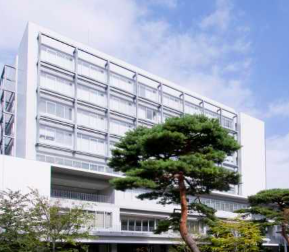 成城大学