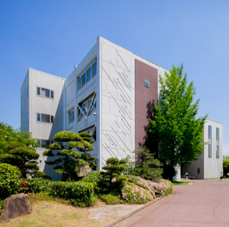 香川大学教育学部附属高松中学校