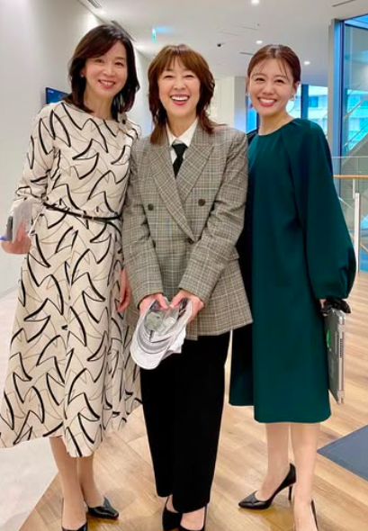 （左から）伊藤聡子と小西美穂と澤口実歩