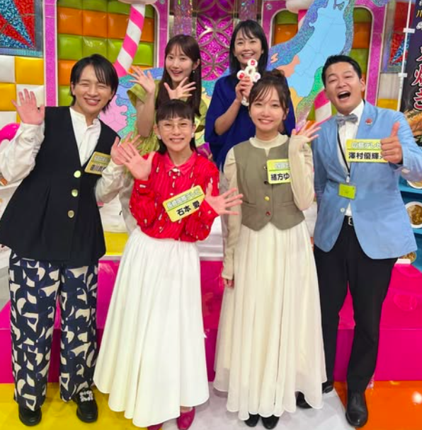 直川貴博（前列左端）と緒方ゆい（前列右から2番目）