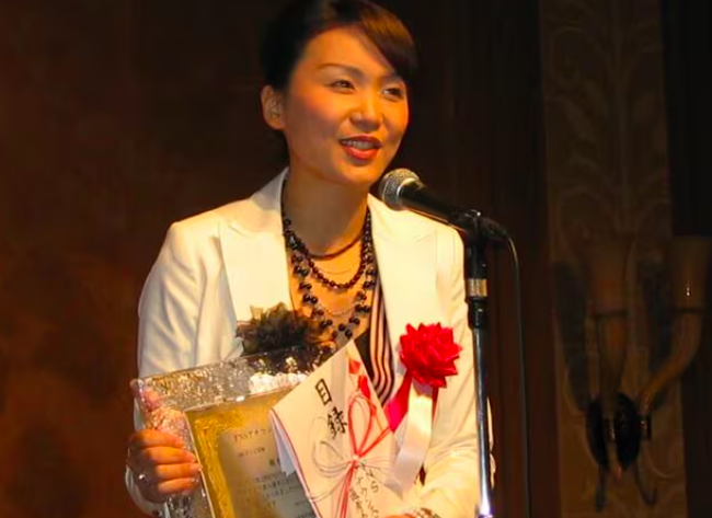 FNSアナウンス大賞を受賞した榎木田朱美