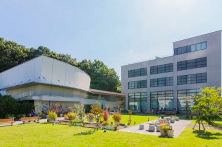 フェリス女学院大学